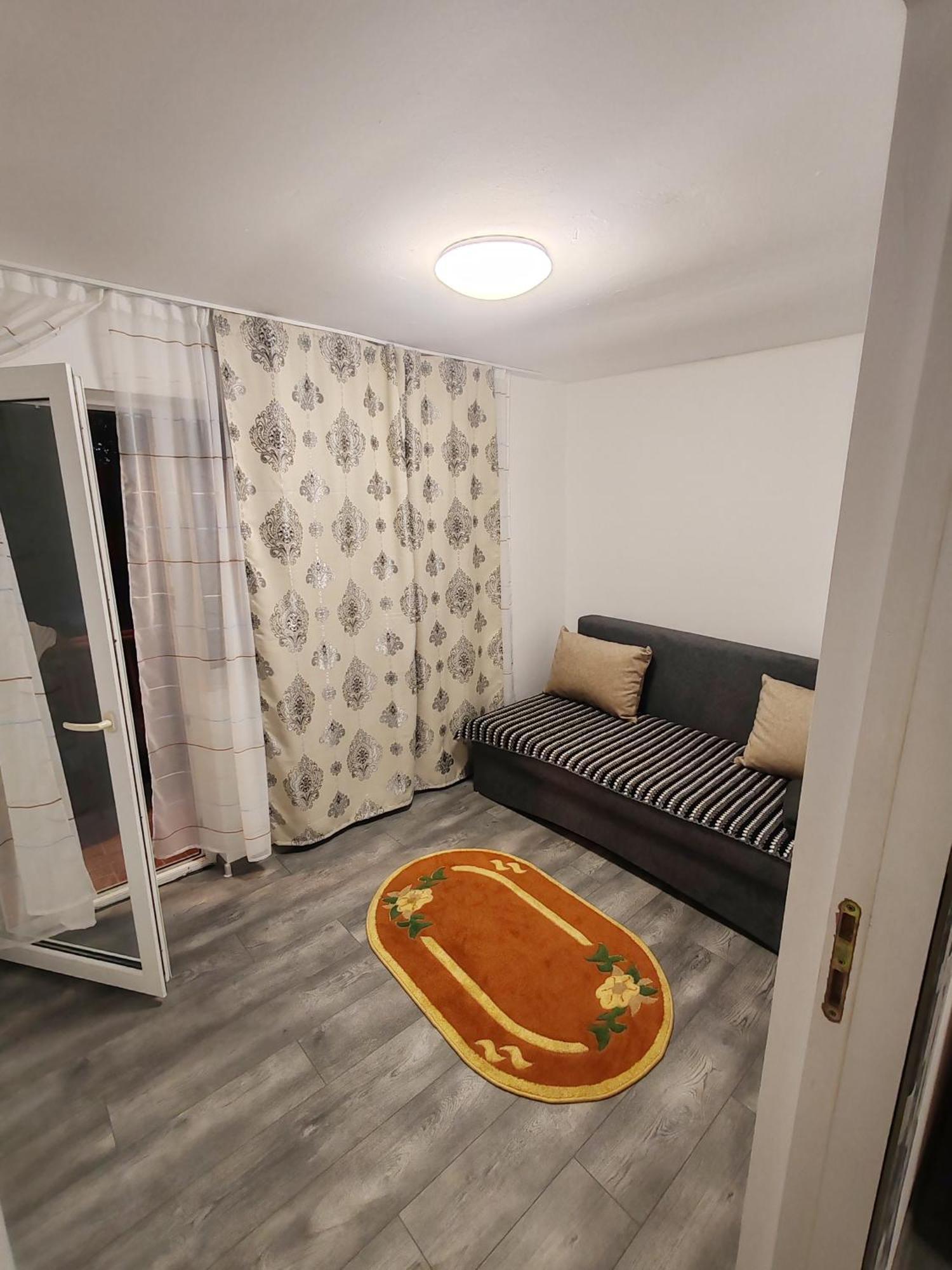 Trei Insule Home Arad Esterno foto